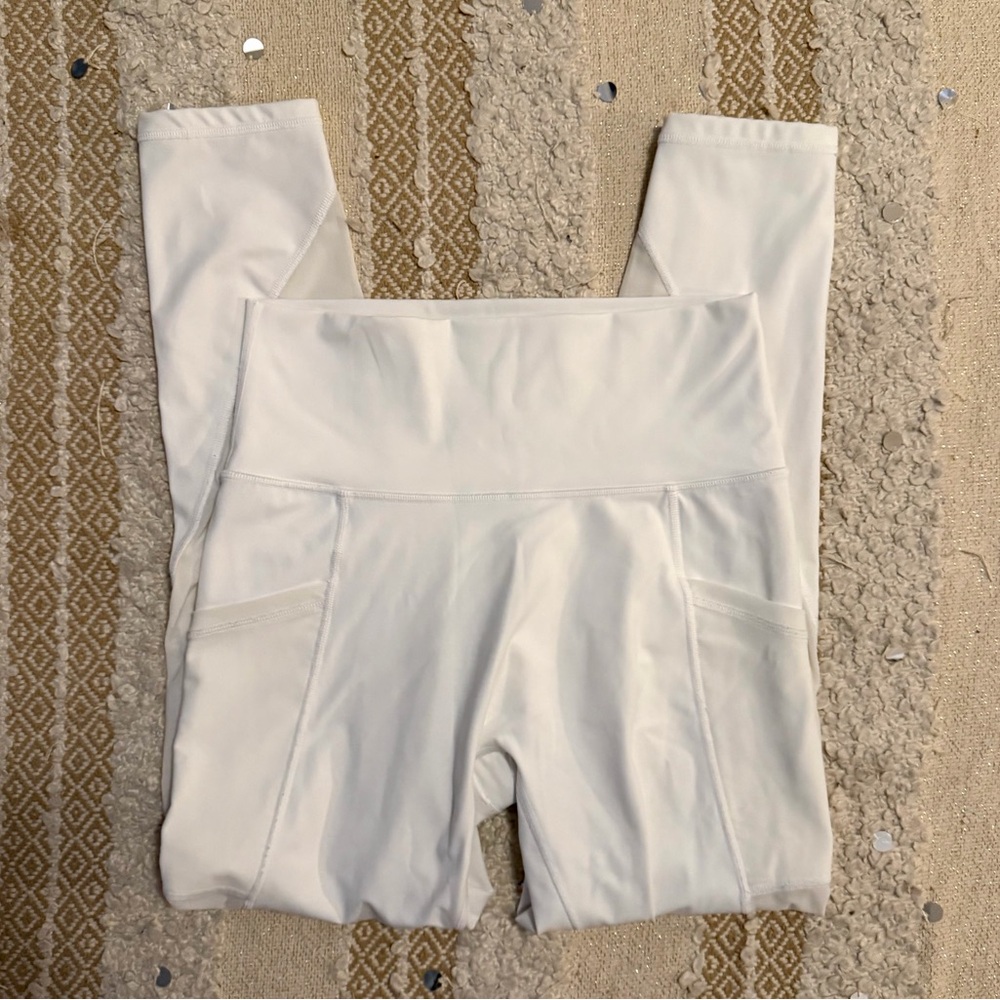 Aerie Offline size large High-Waist White Women’s Performance Leggings